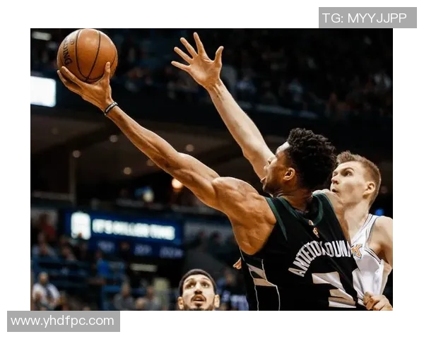 雄鹿大胜爵士!字母哥全场狂砍40+统治比赛 雄鹿大胜爵士!字母哥全场狂砍40+统治比赛